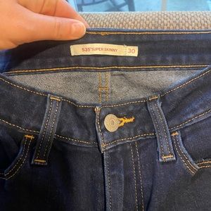 Levi jeans size 30